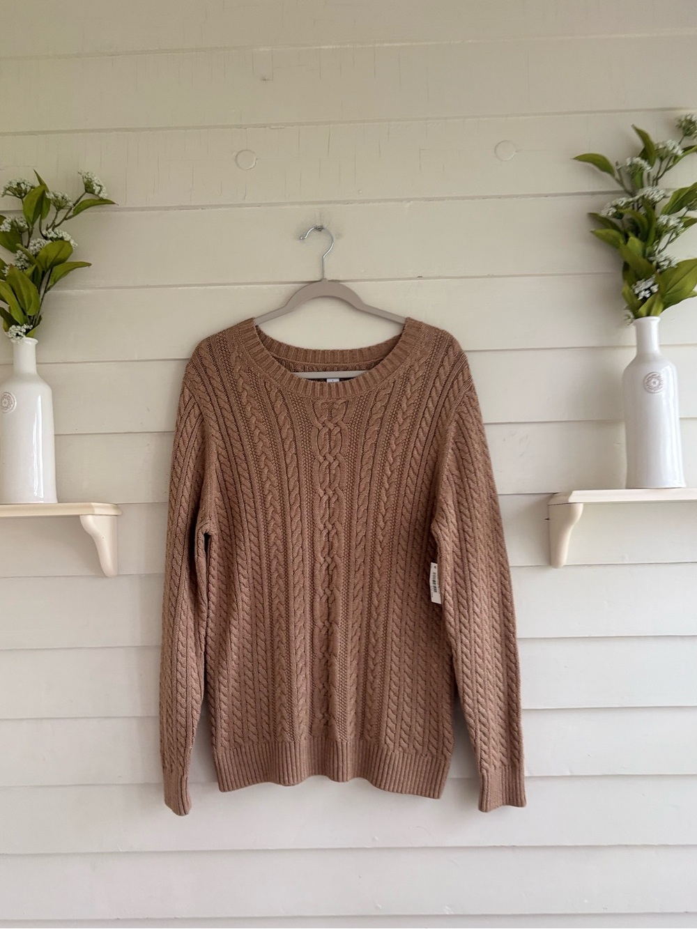 Cable Knit Crewneck Cotton Sweater in Camel Men’s Size Large
